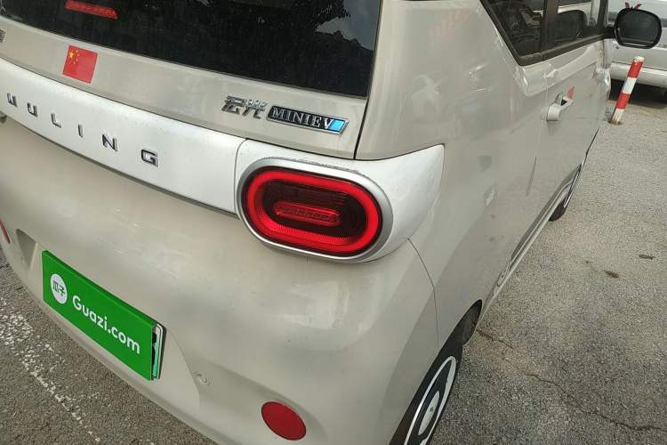 Used Wuling Hongguang MINIEV 2024 3rd Generation 215km Youth Edition