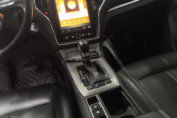 Used Roewe RX5 2020 20T Automatic 4G Connected Million Edition