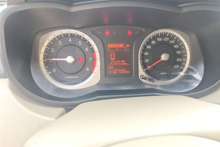 Used Venucia D50 2013 1.6L Manual Fashion Edition
