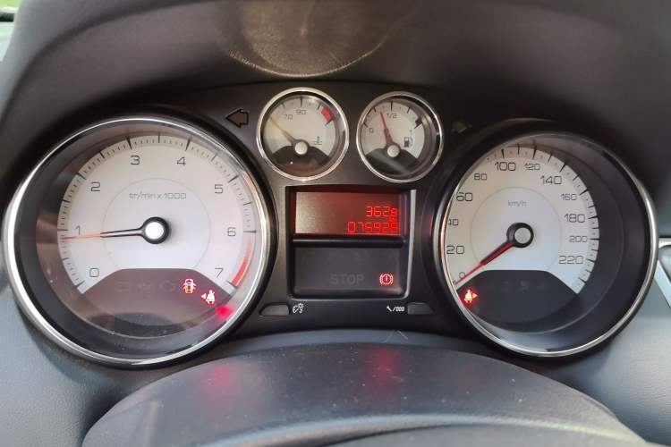 Used Peugeot 308 2014 Enjoy Edition Classic 1.6L Manual YouShang Model