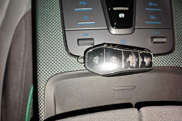 Used BYD Han 2022 EV 610 km All-Wheel-Drive Qianshan Cui Limited Edition