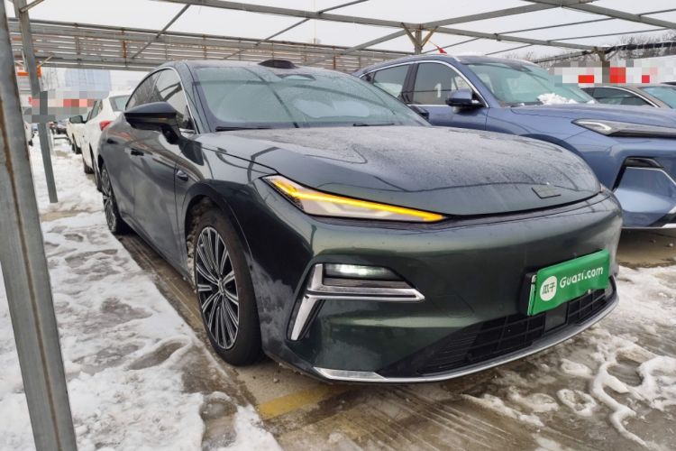 Used Geely Galaxy Galaxy 8 2025 130km EM-P Starship Edition