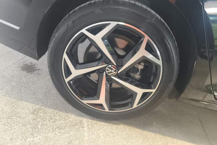 Used Volkswagen Passat 2024 380TSI Starry Dragon Edition
