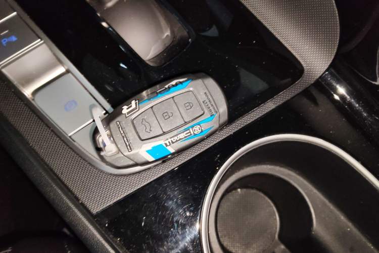 Used Hyundai Elantra 2021 1.5L CVT LUX Prestige Edition Vehicle Key