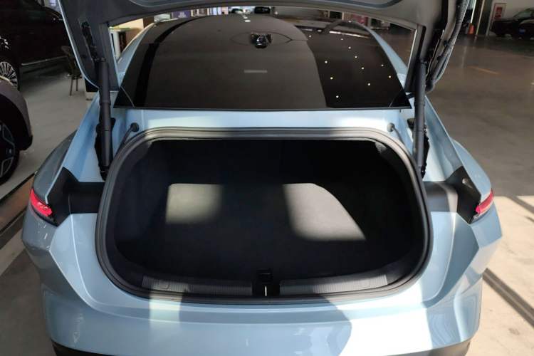 Used Nio ET5 2024 75 kWh