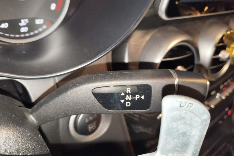 Used Mercedes-Benz GLC 2019 GLC 260 L 4MATIC Dynamic Model