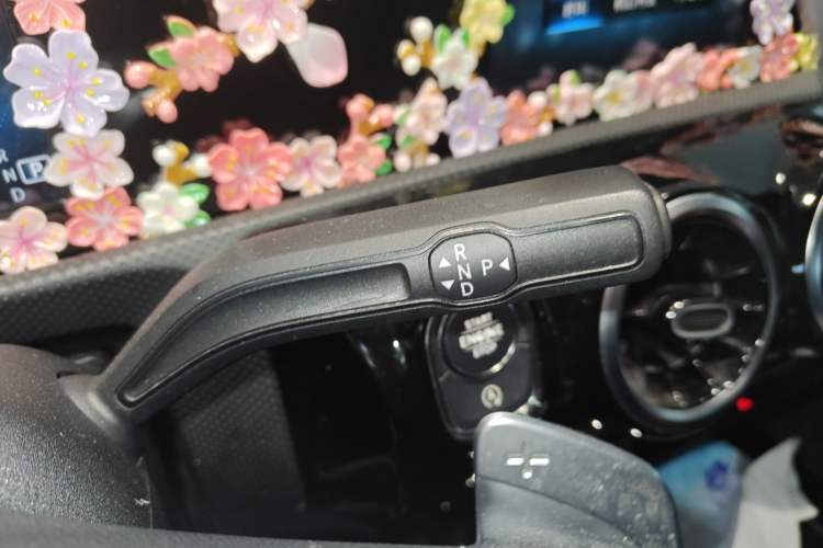 Used Mercedes-Benz A-Class 2020 A 180 L Sport Sedan Gear Lever