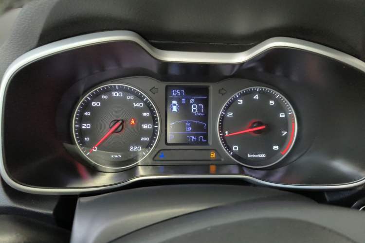 Used MG ZS 2018 1.5L Automatic Luxury Edition China V Standard