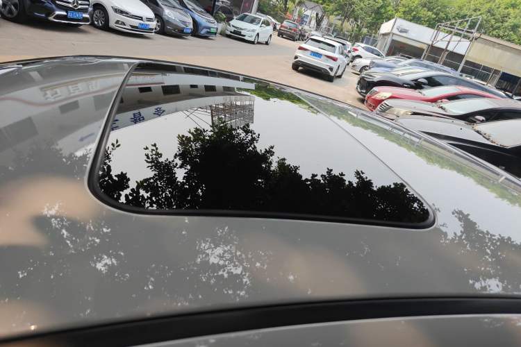 Used Hyundai Elantra (6th Generation / Lingdong) 2016 1.6L Automatic ZhiXuan – Elite Version Roof