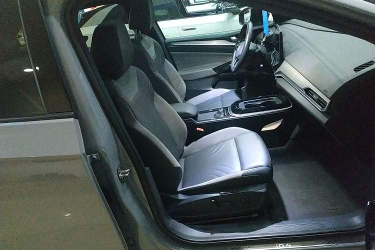 Used Volkswagen ID.4 CROZZ 2022 Long-Range Lite PRO Edition
