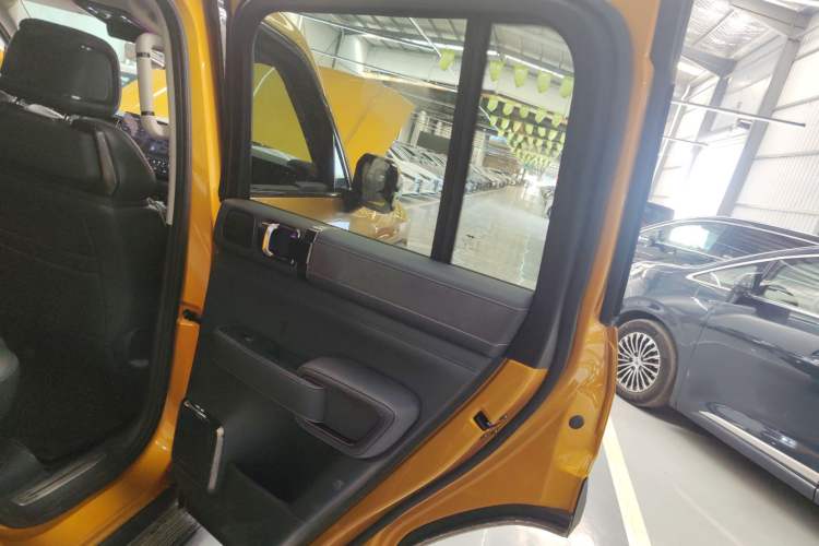 Used Formula Leopard Leopard 5 2023 Navigator Edition