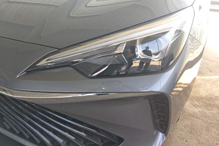 Used Roewe i5 2023 1.5L CVT Luxury Edition