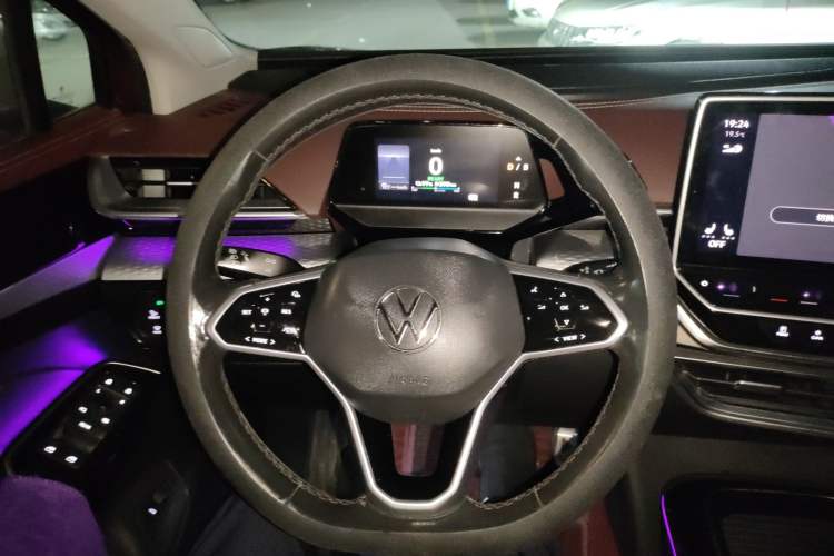 Used Volkswagen ID.6 X 2021 Pro Smart Long-Range Edition
