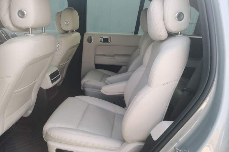 Used Li Auto L8 2023 Pro Model