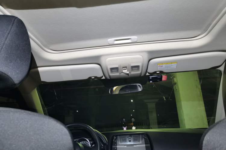 Used Mazda CX-5 2015 2.0L Automatic Two-Wheel Drive Urban Version