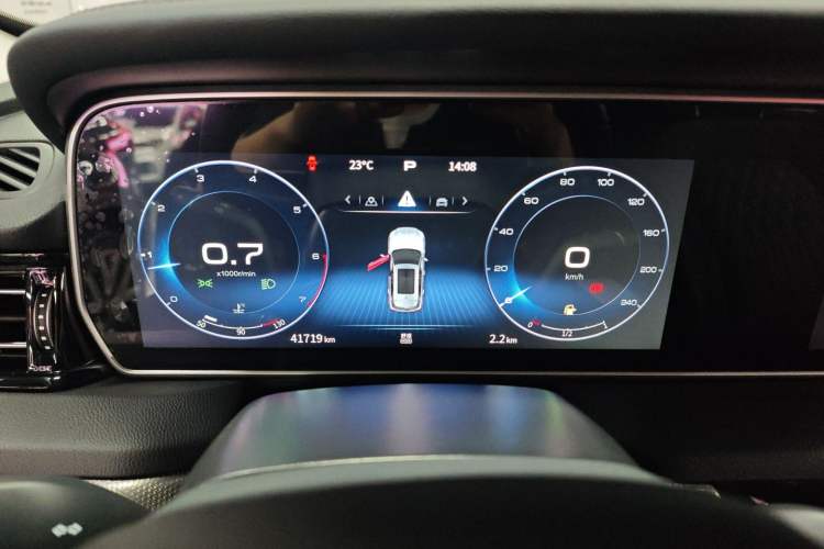 Used Hongqi HS5 2022 Revised Version 2.0T Smart Connect Flagship Edition
