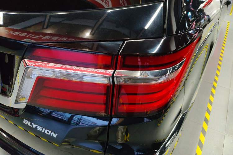 Used Honda Elysion 2016 2.4L Luxury Edition