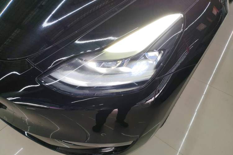 Used Tesla Model Y 2021 Standard Range Rear-Wheel Drive Version