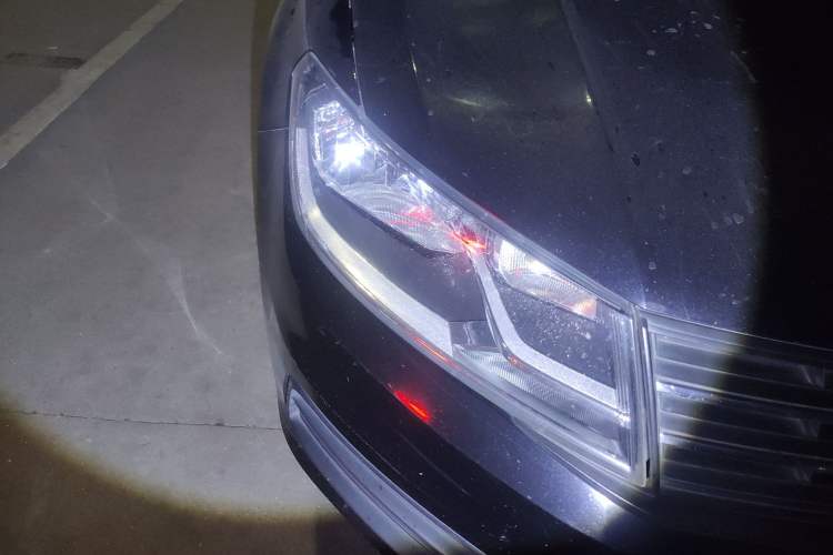 Used Volkswagen Santana 2016 1.6L Manual Fashion Edition Right Front Headlight