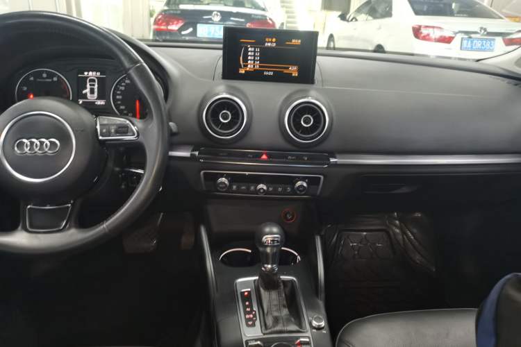 Used Audi A3 2014 Sportback 35 TFSI Automatic Comfort Model
