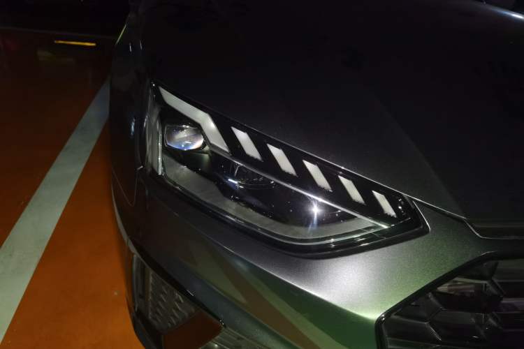 Used Audi A4L 2022 40 TFSI Luxury Dynamic Model