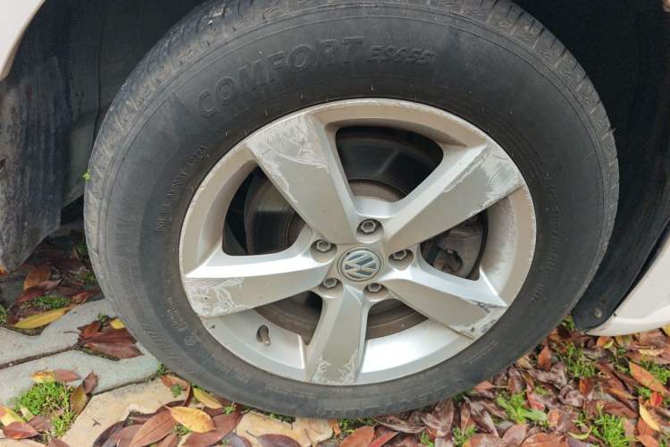 Used Volkswagen Gran Lavida 2015 1.6L Automatic Fashion Edition
