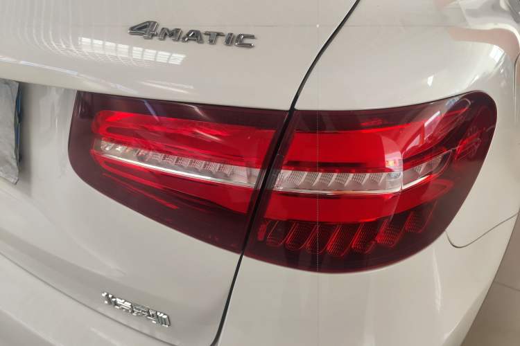 Used Mercedes-Benz GLC 2019 GLC 260 L 4MATIC Luxury Model