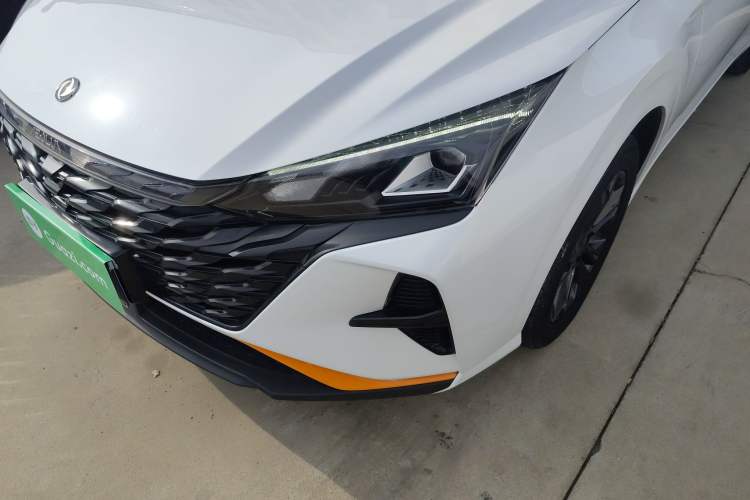 Used Dongfeng Aeolus Yixuan 2023 Mach Edition 1.5L Automatic Chasing Shadow Version Left Front Headlight