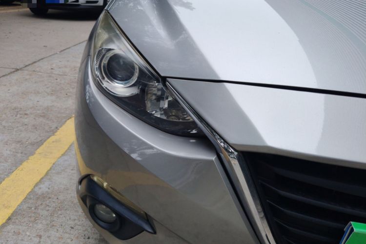 Used Mazda Mazda 3 Axela 2016 Sedan 1.5L Automatic Luxury Model