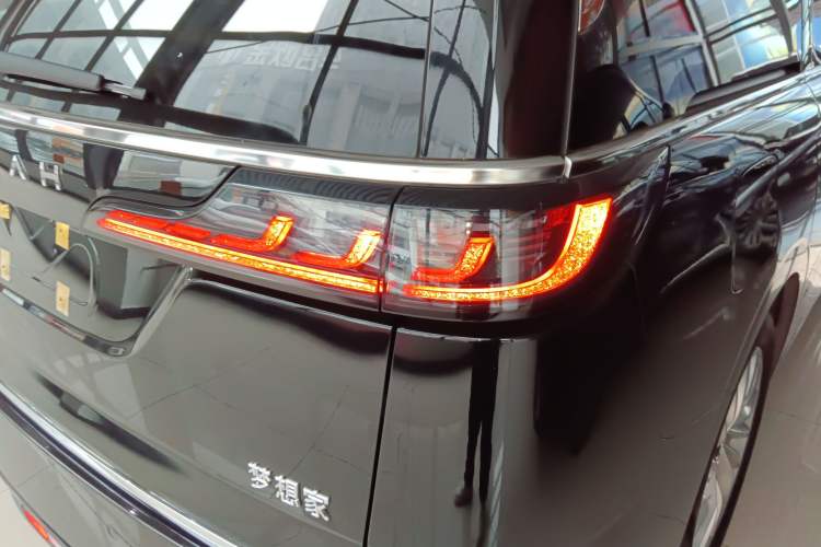 Used VOYAH Dream 2022 Low-Carbon Edition Home
