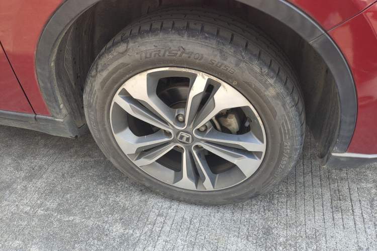 Used Luxgen U6 SUV 2015 1.8T Enhanced Charm Edition
