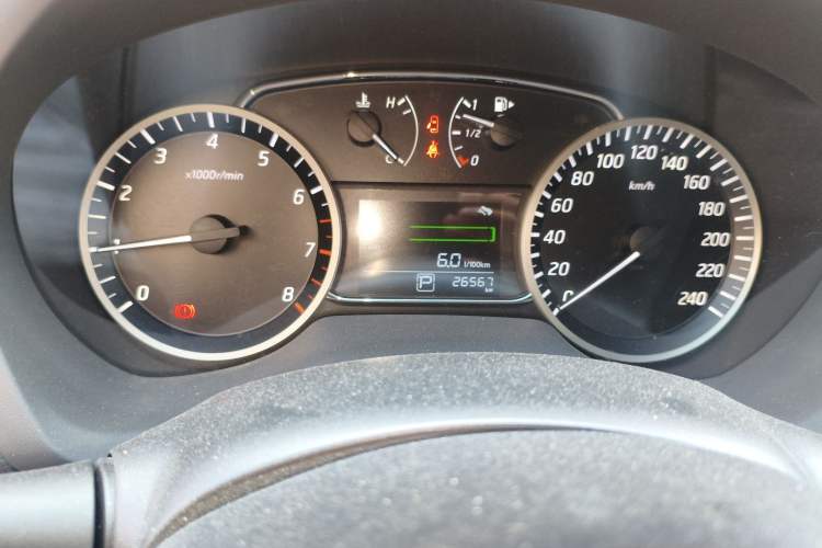 Used Nissan Sylphy 2019 1.6XV CVT Smart Connect Luxury Edition China VI Standard Odometer Close Up