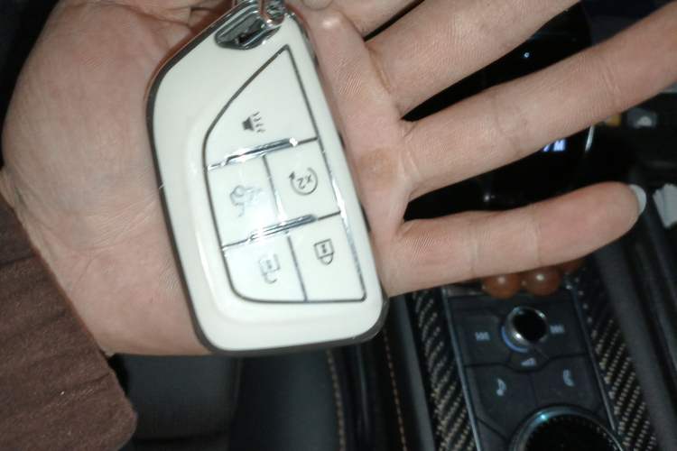 Used Cadillac CT5 2023 28T Platinum Edition Vehicle Key