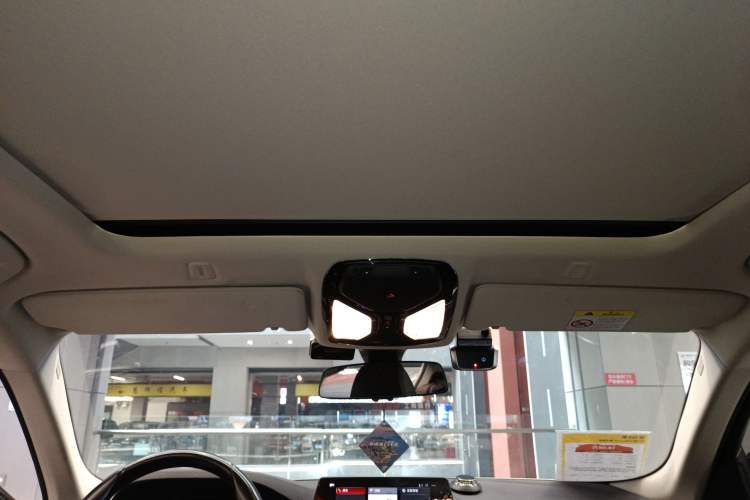 Used BMW 5 Series 2019 Facelifted 525Li Luxury Package
