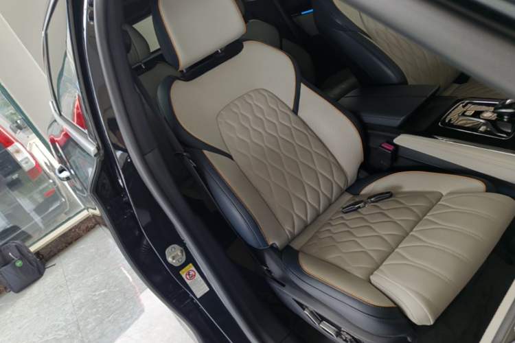 Used BYD Tang New Energy 2022 EV 635 km All-Wheel-Drive Flagship Model