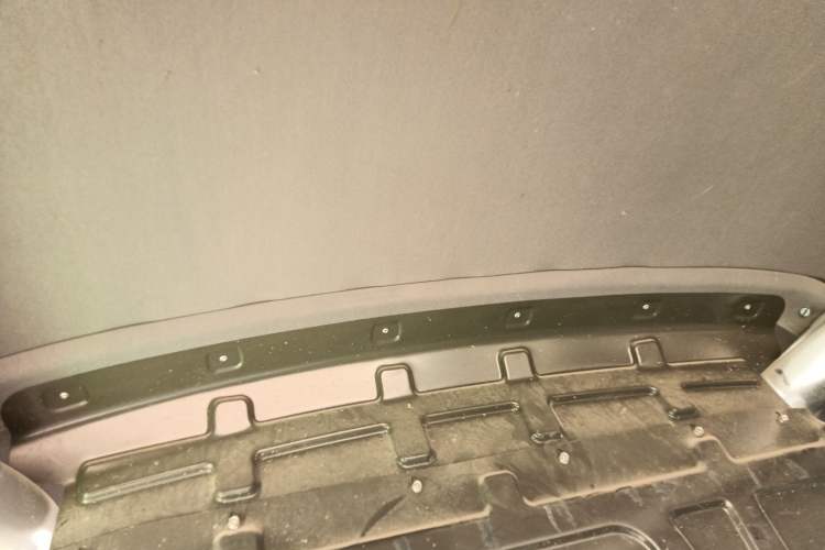 Used Wuling EV50 2022 Affordable Model Anchi with 35.904 kWh
