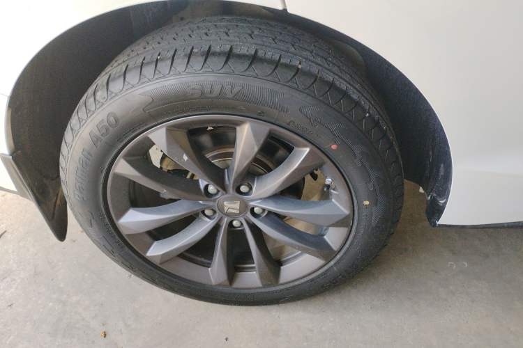 Used Baojun RC-6 2019 1.5T CVT Elite Version with 24-Hour Online Service
