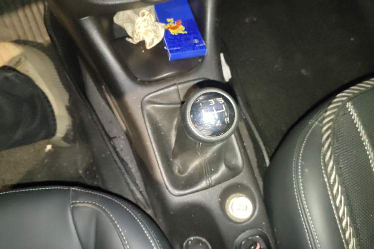 Used Peugeot 207 2011 Sedan 1.4L Manual Yule Edition