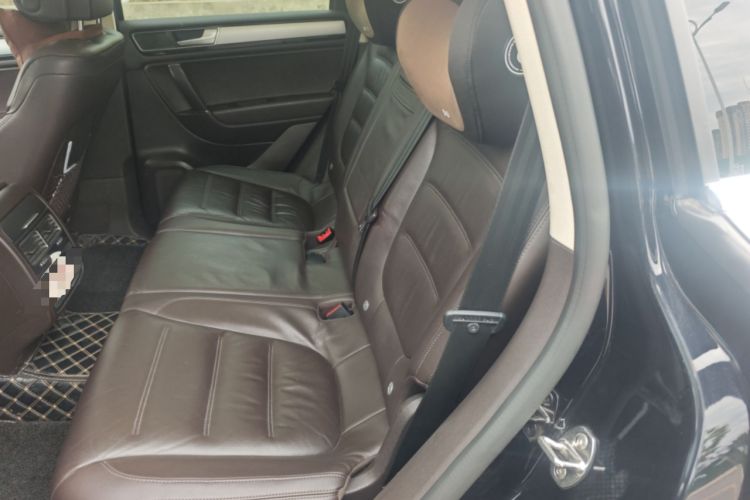 Used Volkswagen Touareg 2017 3.0 TSI Touareg Model Left Rear Seat