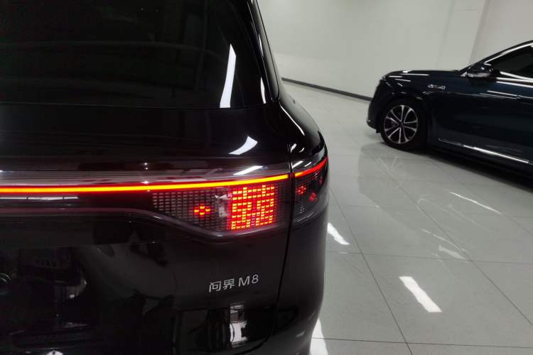 Used Hima AITO M8 2025 Extended-Range Max+ Version 53.4 kWh 6-Seater Edition
