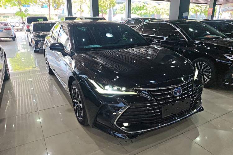 Used Toyota Avalon 2022 Dual-Engine 2.5L Luxury Edition