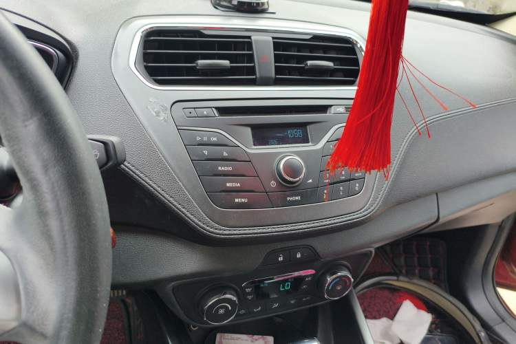 Used Ford Escort 2015 1.5L Automatic Fashion Model