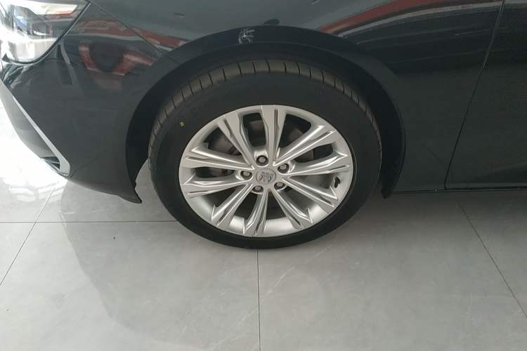 Used Buick Regal 2024 28T Luxury Edition
