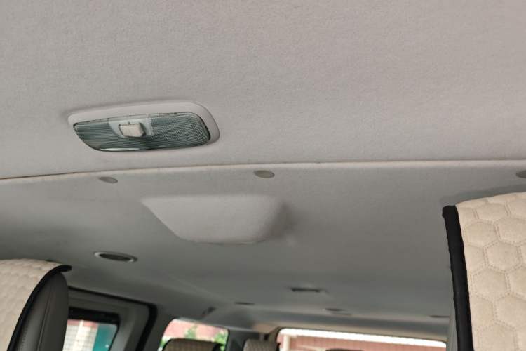 Used Ford Transit 2023 2.0T Diesel Automatic Commercial Van Short Wheelbase Low Roof—7/8/9-Seater Headliner