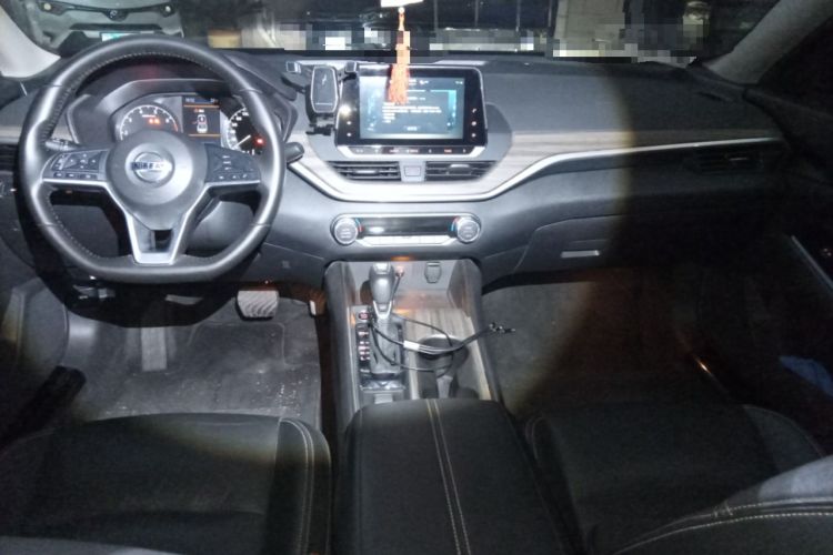 Used Nissan Teana 2021 2.0L XL Comfort Edition Center Console