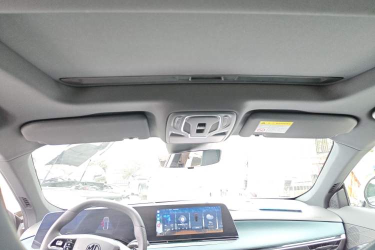 Used MG 7 2023 1.5T DCT Luxurious Supreme Edition