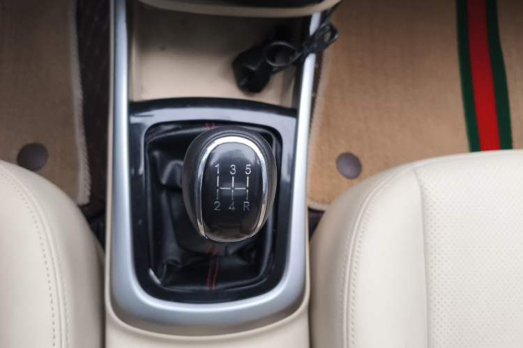 Used Changan Eado 2015 1.6L Manual Luxury Model China V Standard