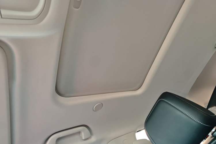 Used Tank 300 2021 City Edition 2.0T—Truly Stylish
