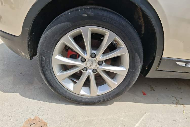 Used Geely Auto Emgrand GS 2016 Sport Edition 1.3T Automatic LingShang Model Right Rear Wheel Hub