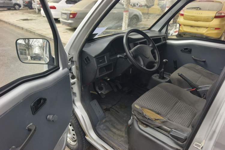 Used Wuling Zhiguang 2023 1.5L Practical Version 5/7 Seats
